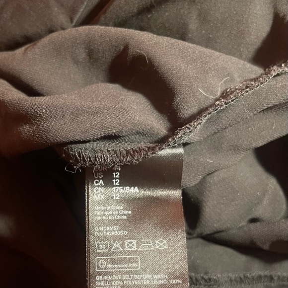 3/$15. H&M One piece Size 12 - Picture 6 of 6
